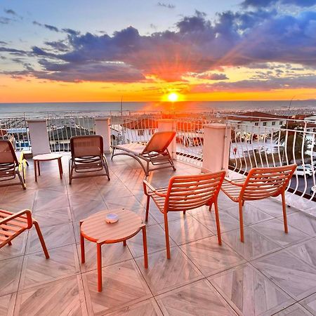Hotel Medusa Lido di Camaiore Buitenkant foto