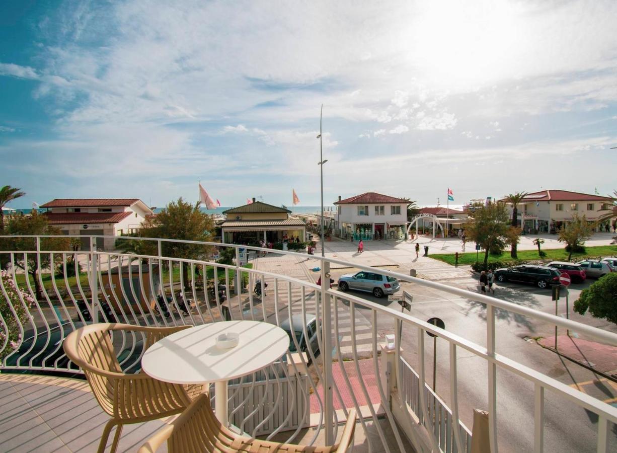 Hotel Medusa Lido di Camaiore Buitenkant foto