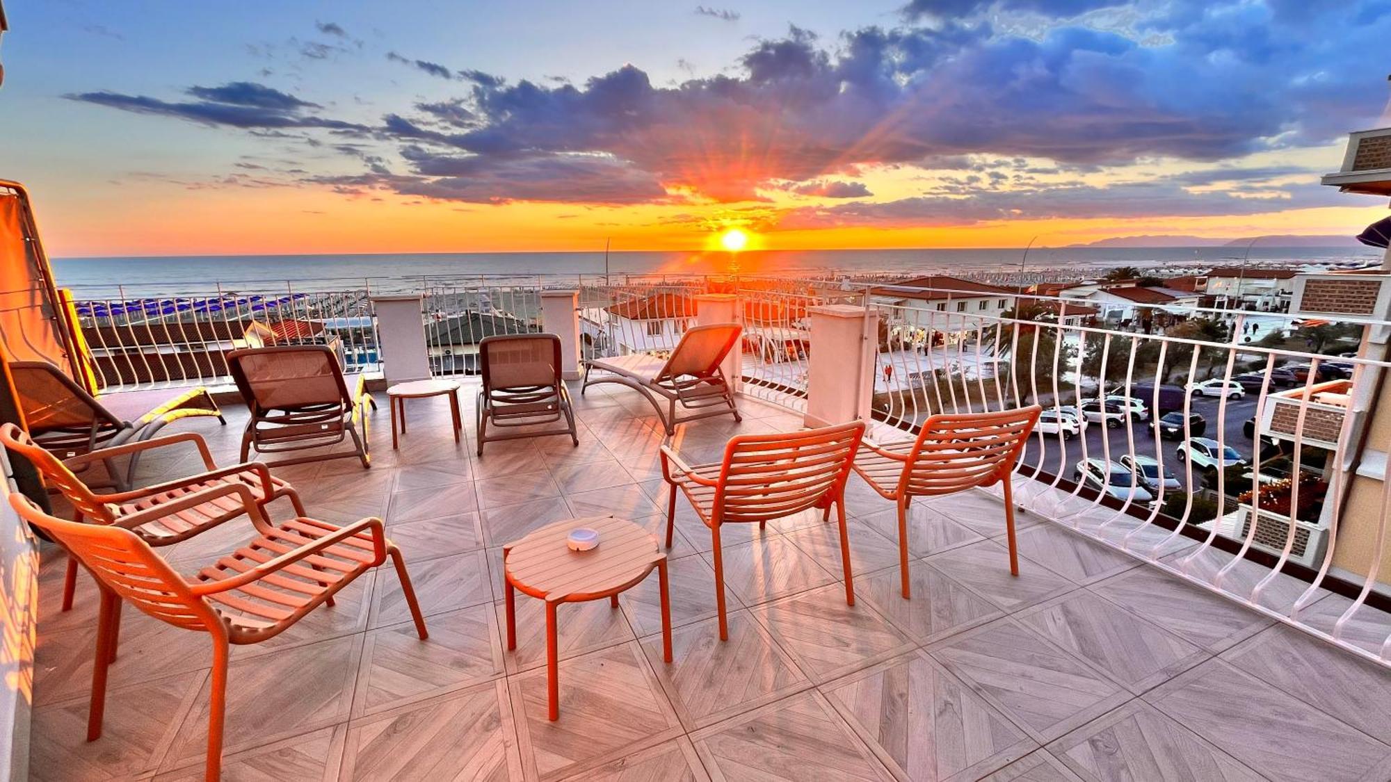 Hotel Medusa Lido di Camaiore Buitenkant foto